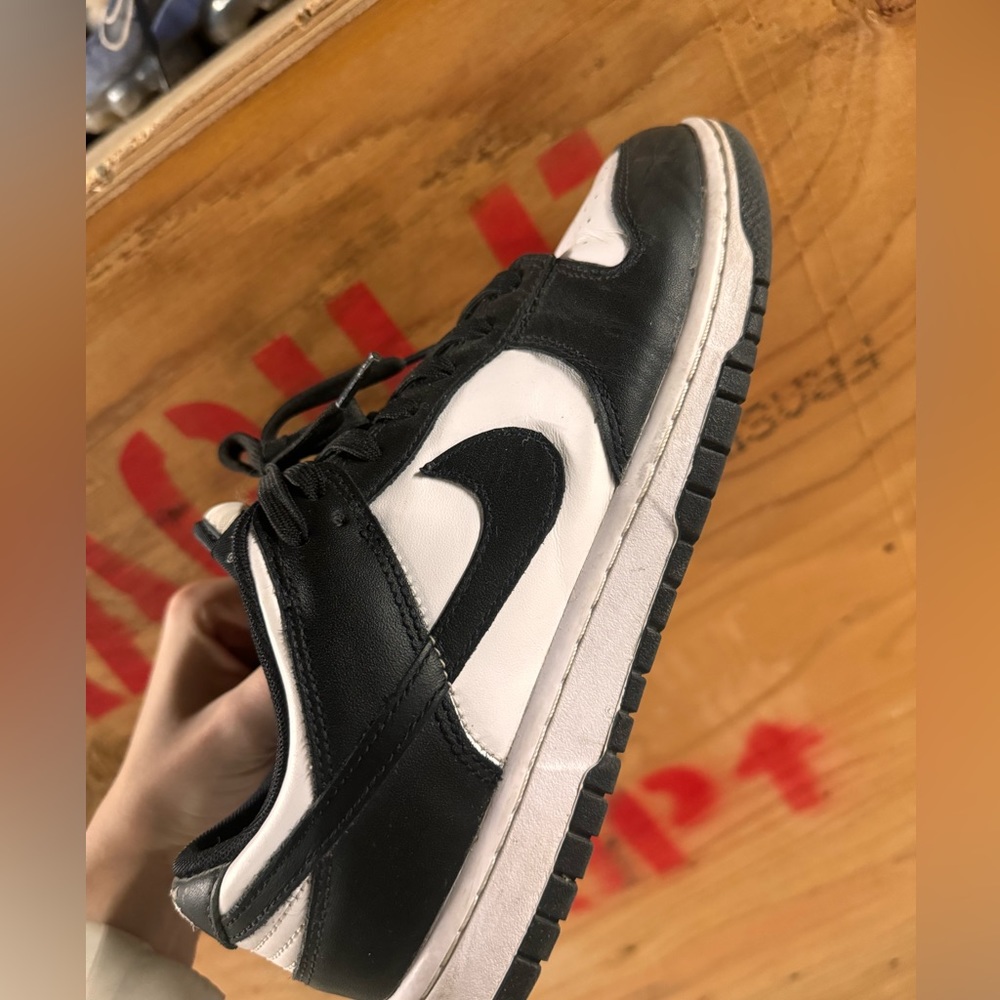 Nike panda dunks men’s 8.5